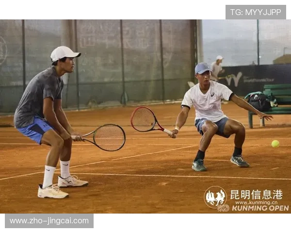 网球进校园 济南网球公开赛携职业选手开展趣味教学活动 网球进校园 济南网球公开赛携职业选手开展趣味教学活动